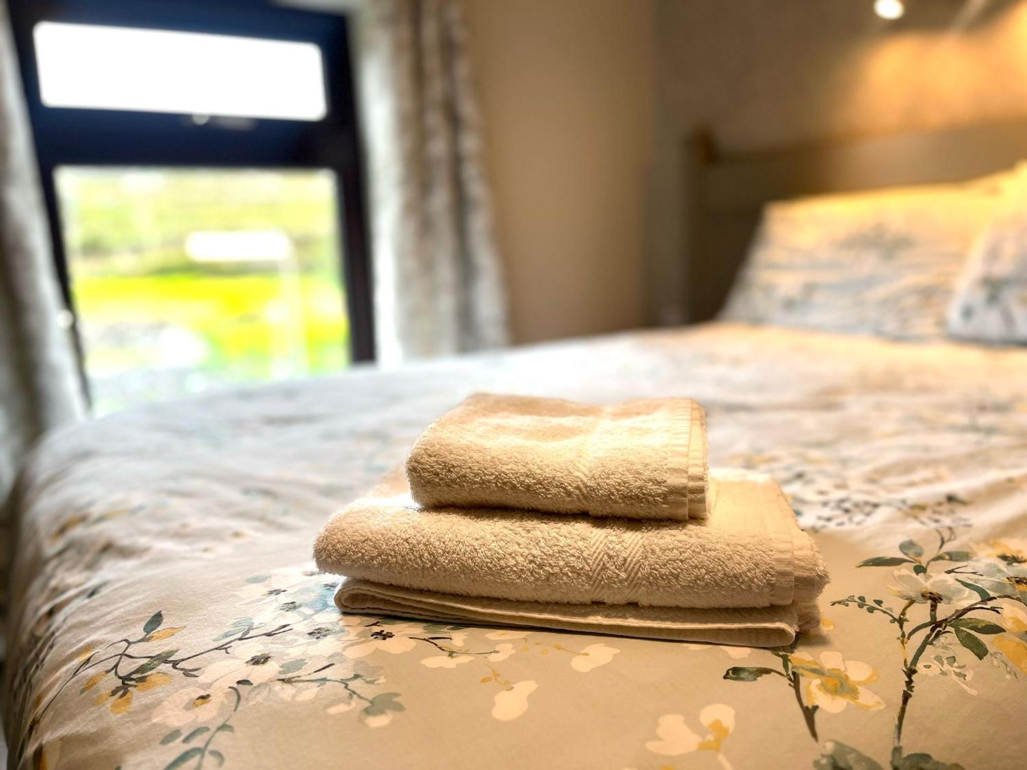 Tigh Fitz Apartments - Inis Mor, Aran Island Eksteriør bilde